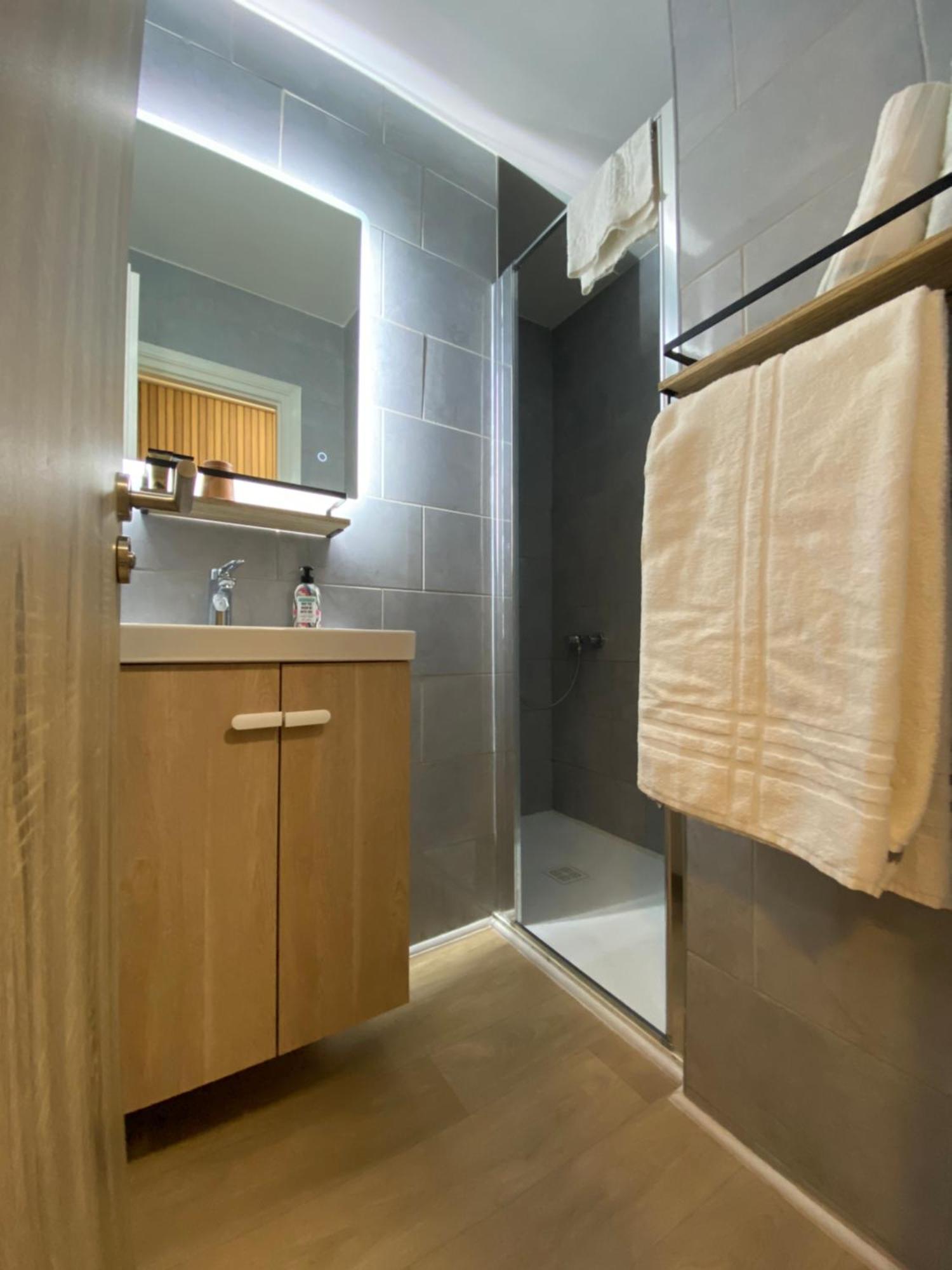 Studios & Chambres Aux Portes De Geneve Saint-Julien-en-Genevois Exterior foto